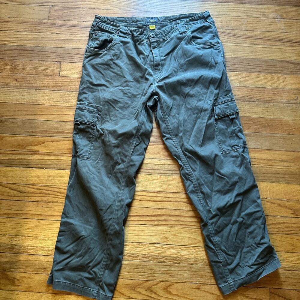 Cabela’s Men’s Green Cargo Pants – Size 38x30